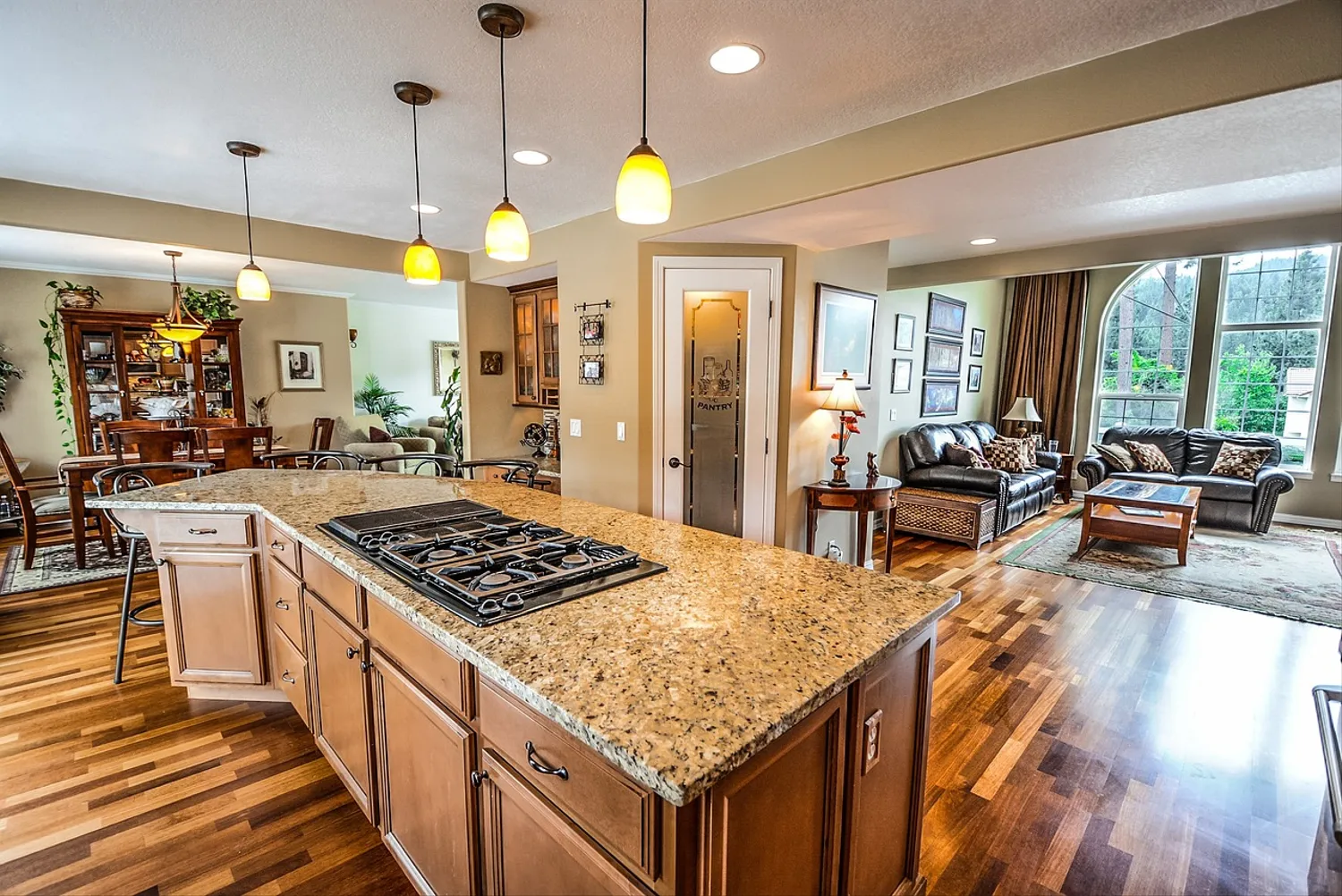 Budget-Friendly Interior Decoration and Mats Ideas That Look Luxurious